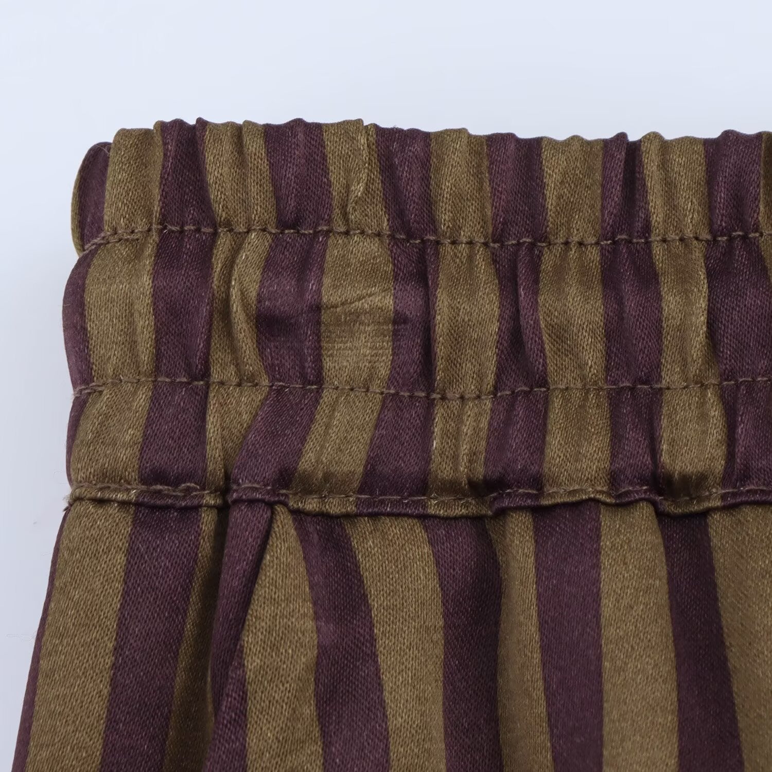 Lässiges gestreiftes Set