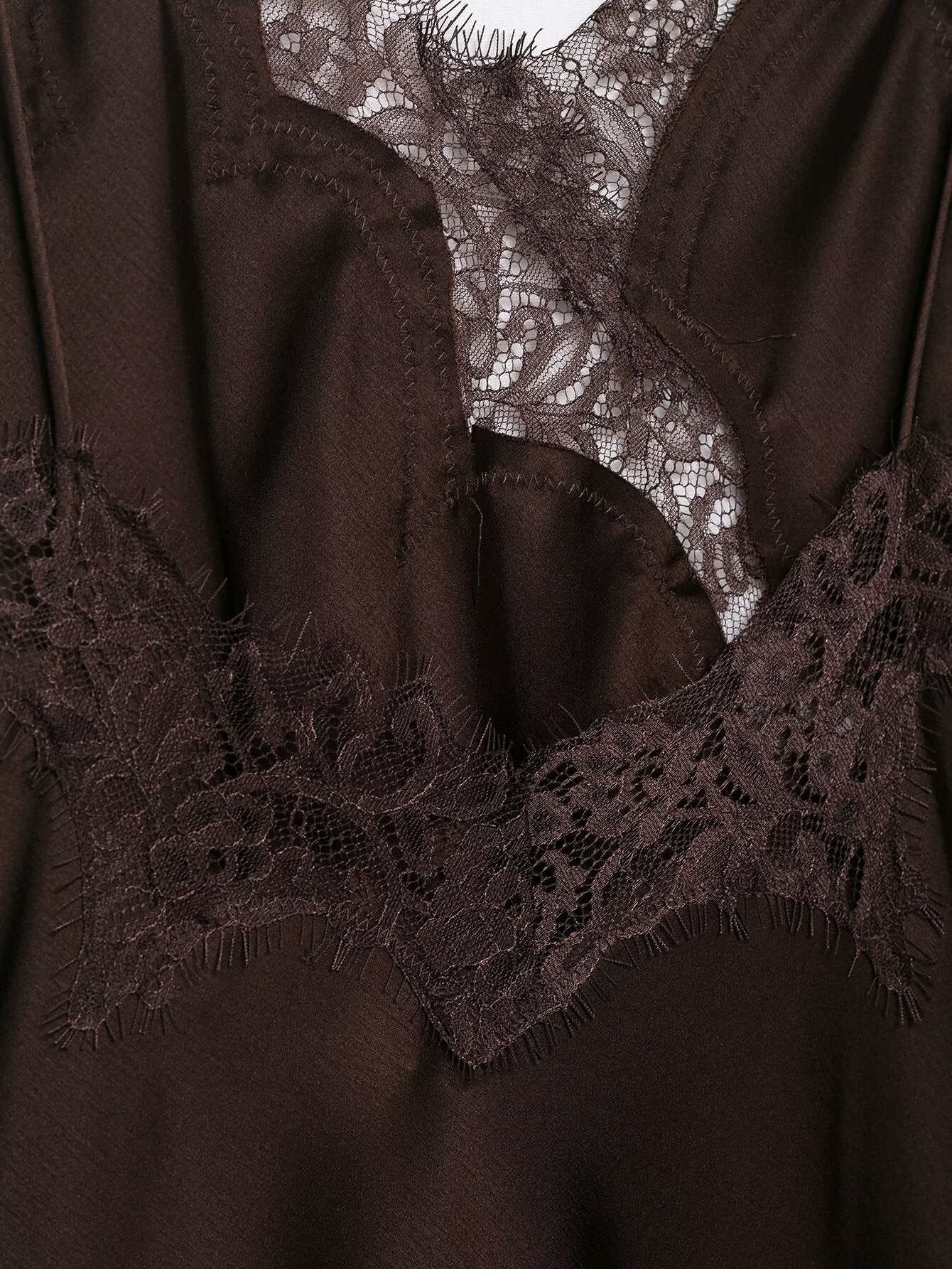 Kurzes Kleid mit Spitze