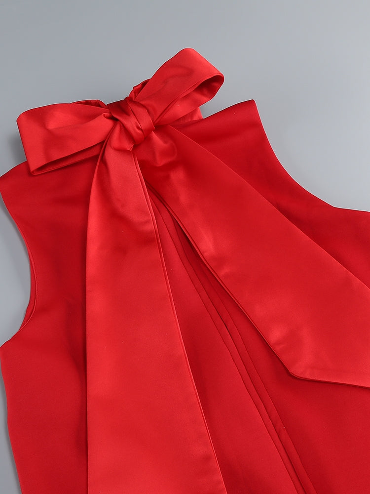 Verspieltes Mini-Kleid mit Blumen-Details