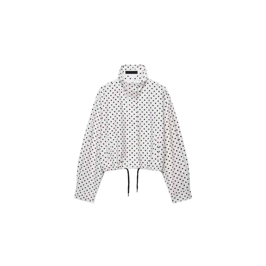 Romantisches Kleid mit Punkten